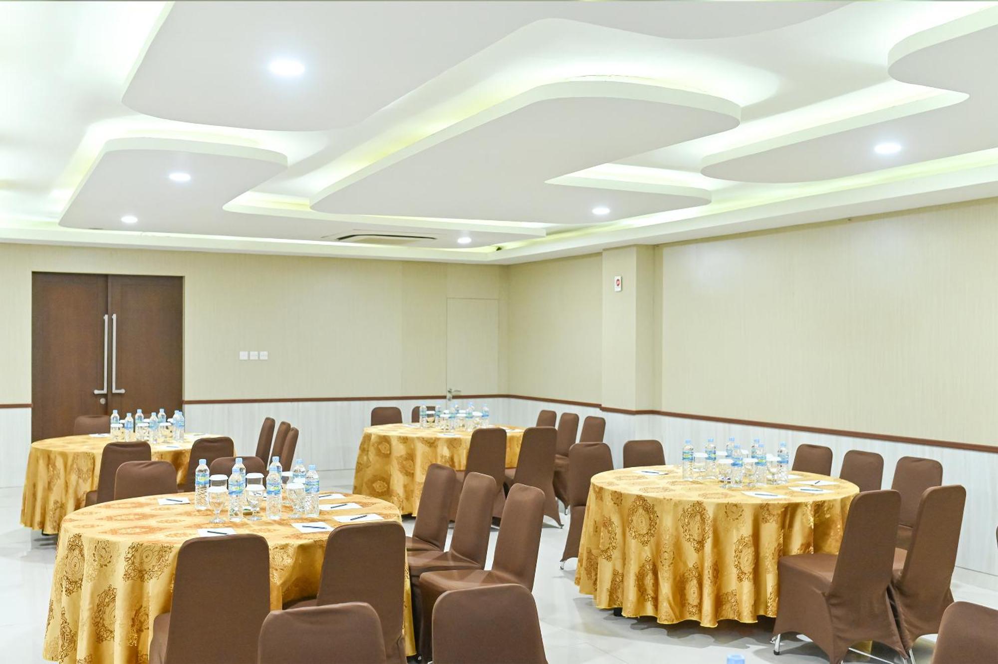 Kawana Hotel Padang  Zewnętrze zdjęcie