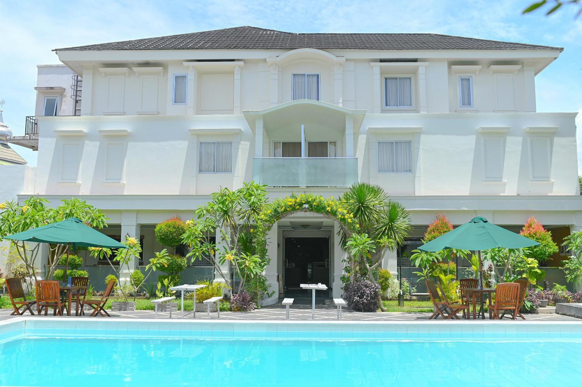 Kawana Hotel Padang  Zewnętrze zdjęcie
